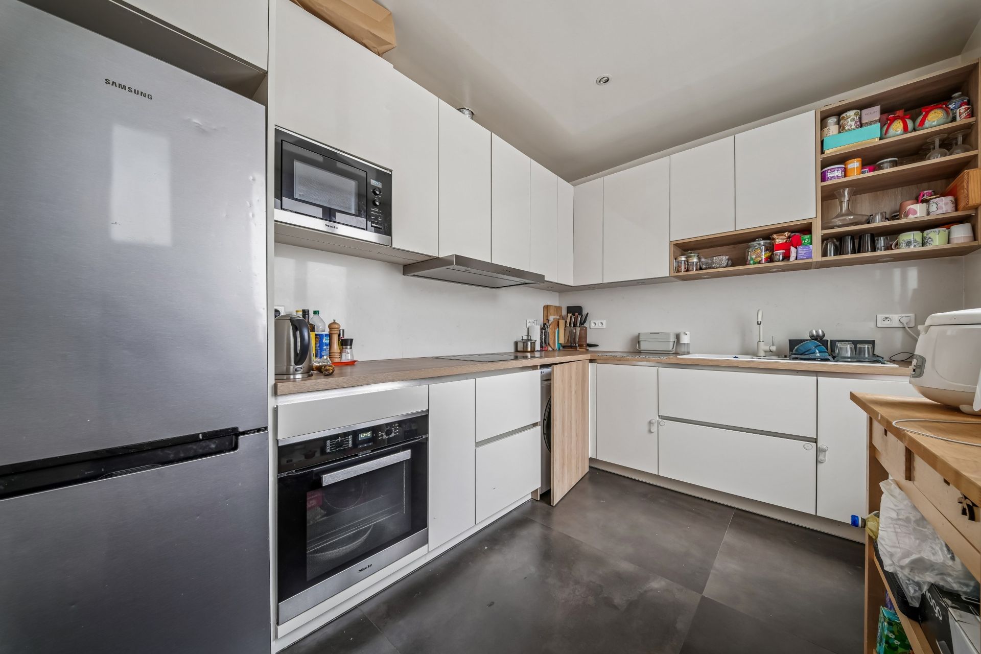 luxury apartment 5 Rooms for sale on PARIS (75001)