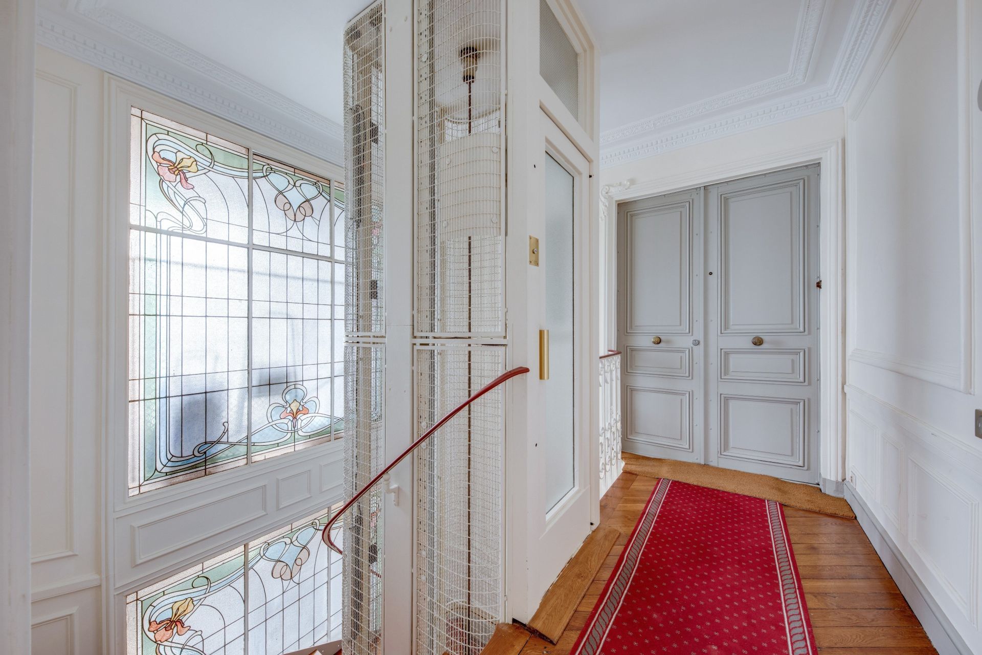 luxury apartment 5 Rooms for sale on PARIS (75017)