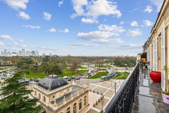 Vente Appartement de luxe Paris 16 5&nbsp;Pièces 183&nbsp;m²