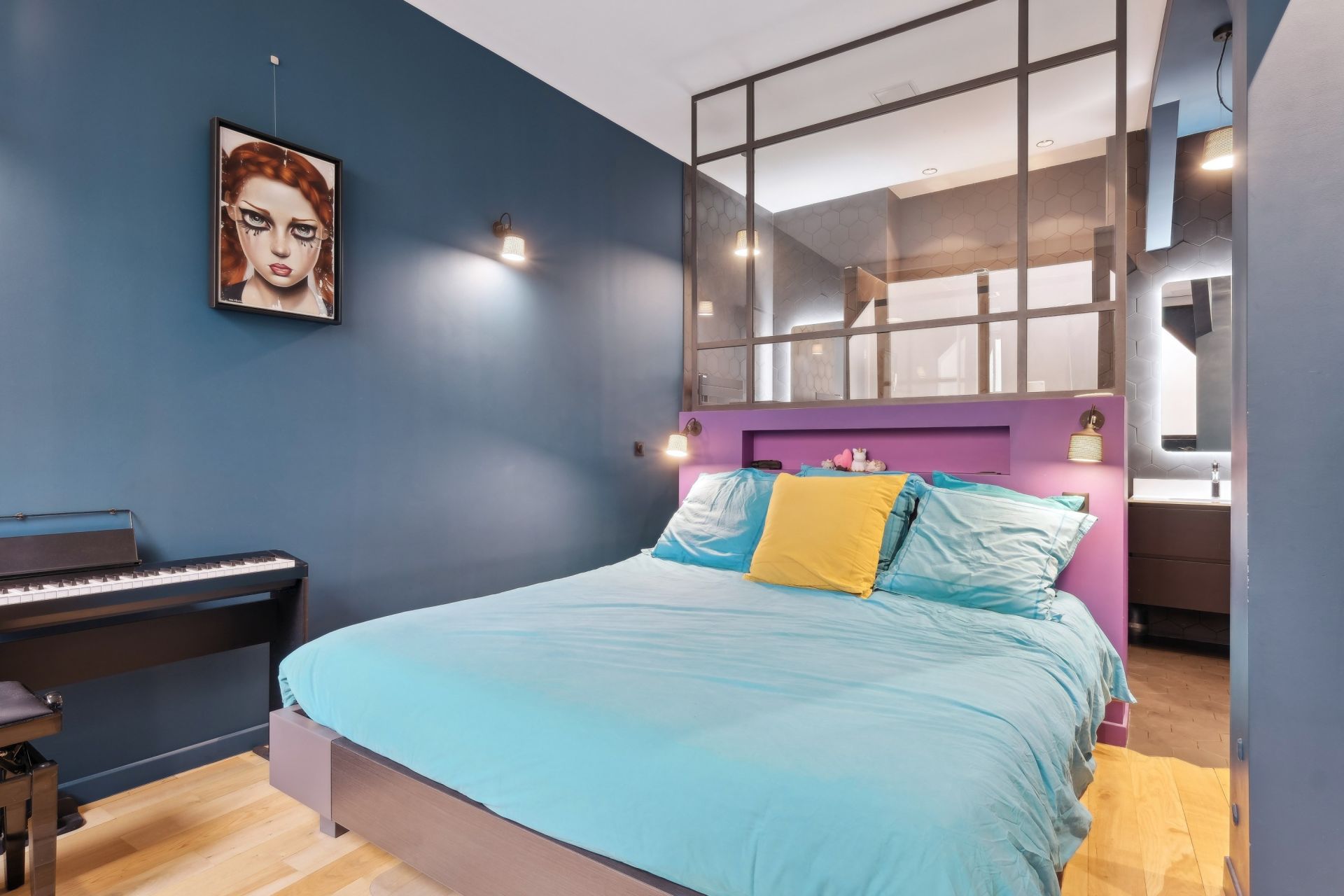 luxury apartment 5 Rooms for sale on PARIS (75011)