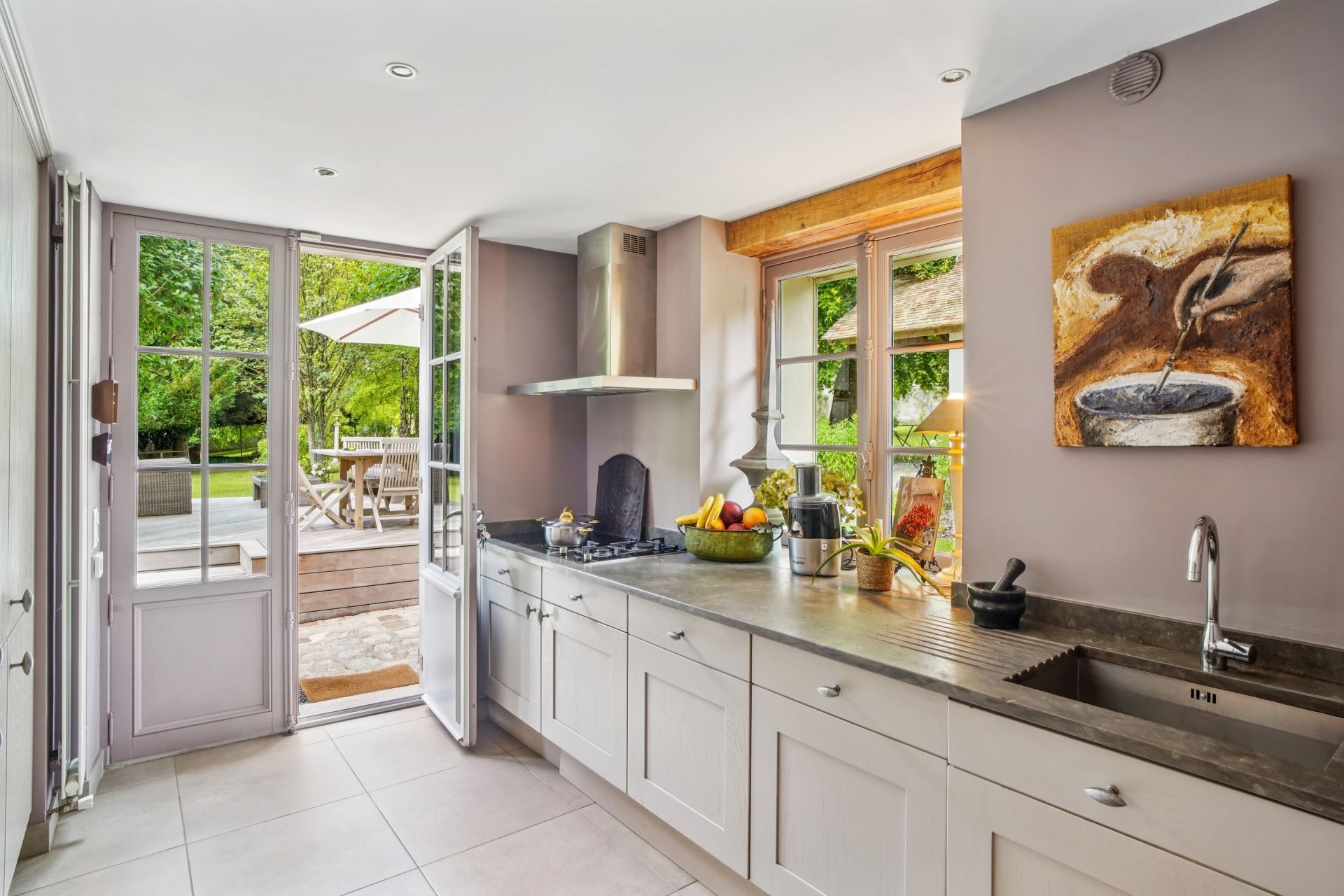 luxury house 8 Rooms for sale on VILLETTE (78930)