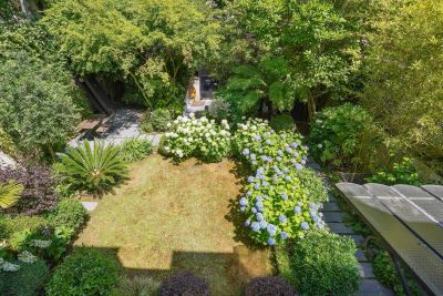 Sale Luxury house Neuilly-sur-Seine 10&nbsp;Rooms 300&nbsp;m²