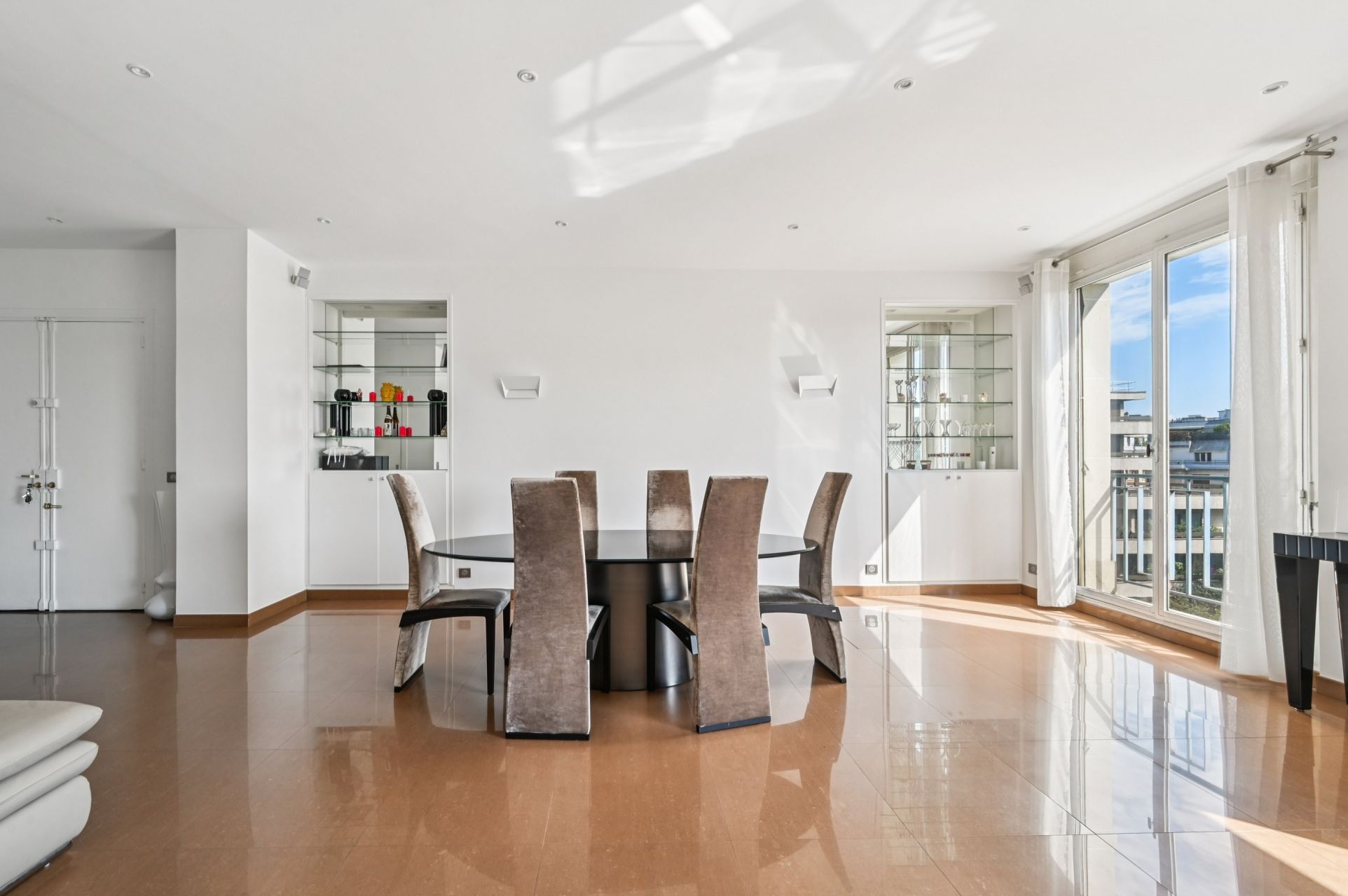 luxury apartment 3 Rooms for sale on PARIS (75016)