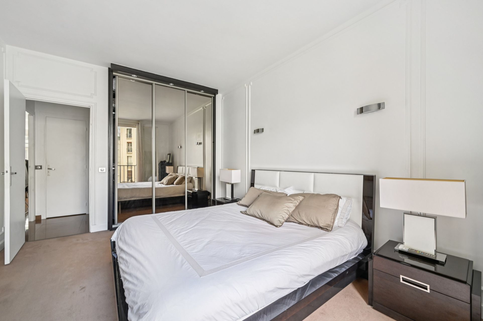 luxury apartment 3 Rooms for sale on PARIS (75016)