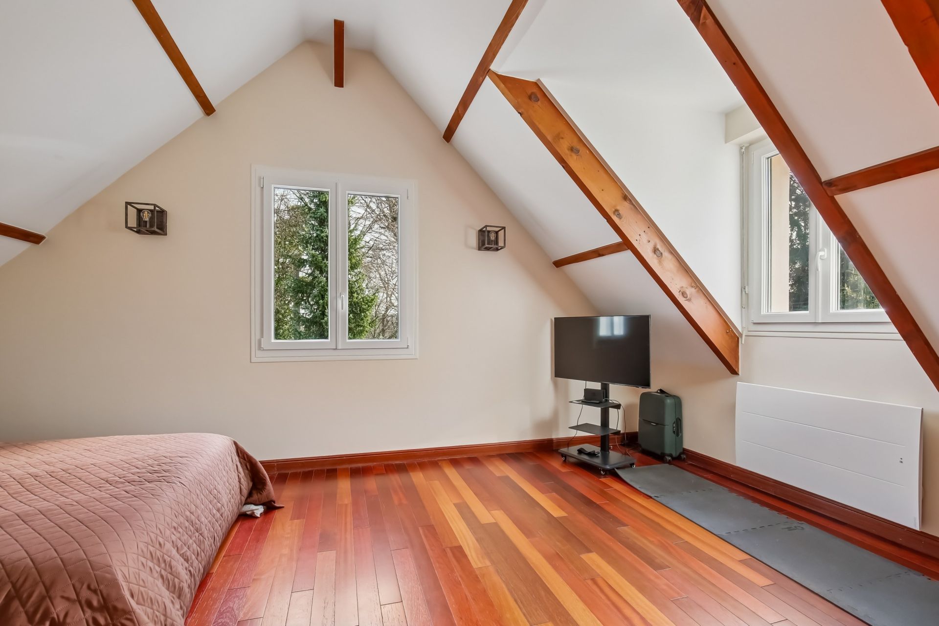 luxury house 10 Rooms for sale on LOUVECIENNES (78430)