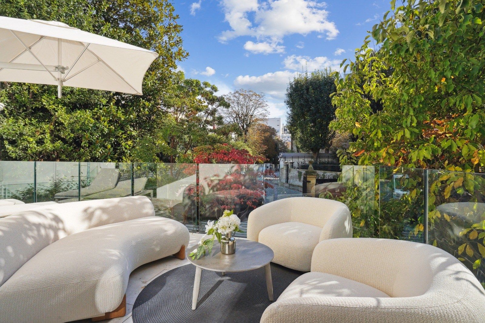 mansion (hôtel particulier) 12 Rooms for sale on PARIS (75116)
