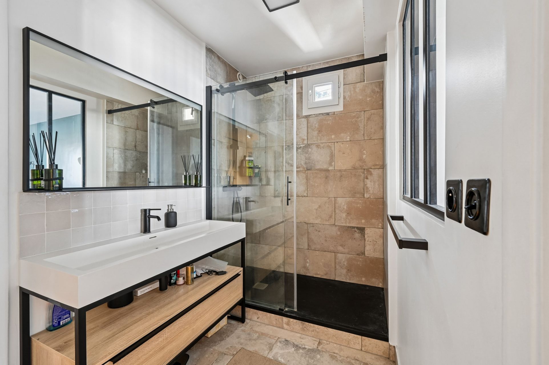 luxury apartment 3 Rooms for sale on PARIS (75017)