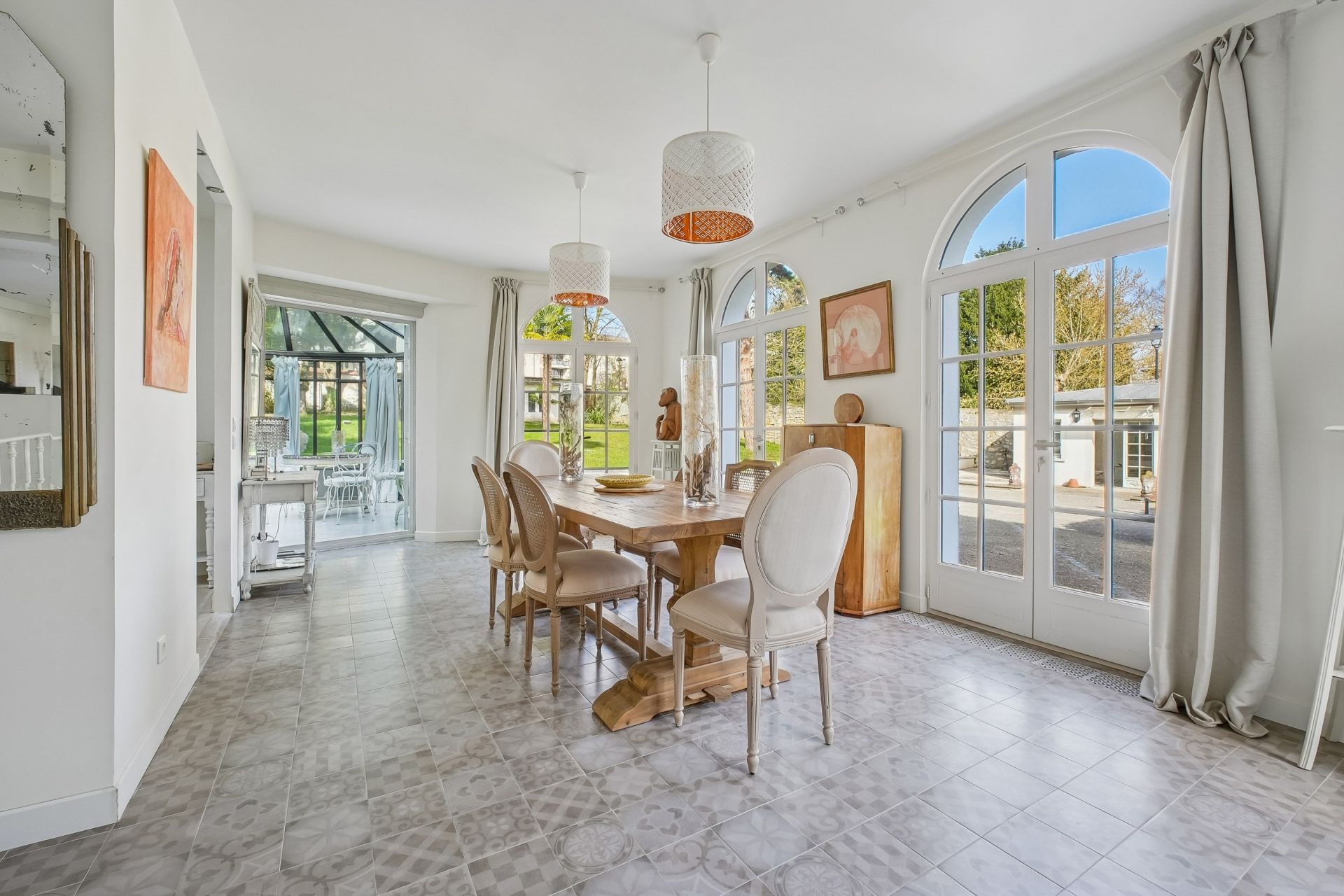 luxury house 10 Rooms for sale on MARLY LE ROI (78160)