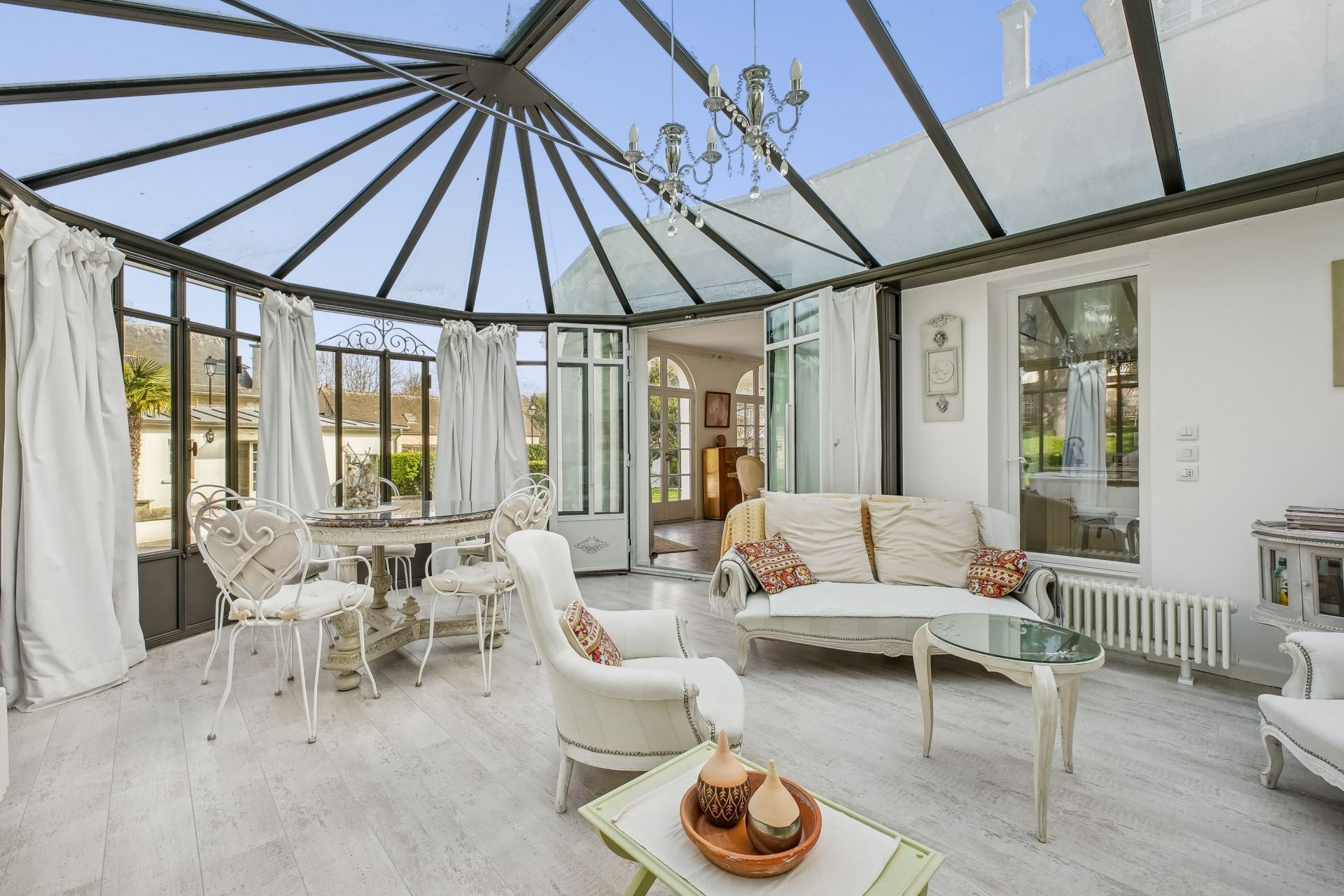 luxury house 10 Rooms for sale on MARLY LE ROI (78160)