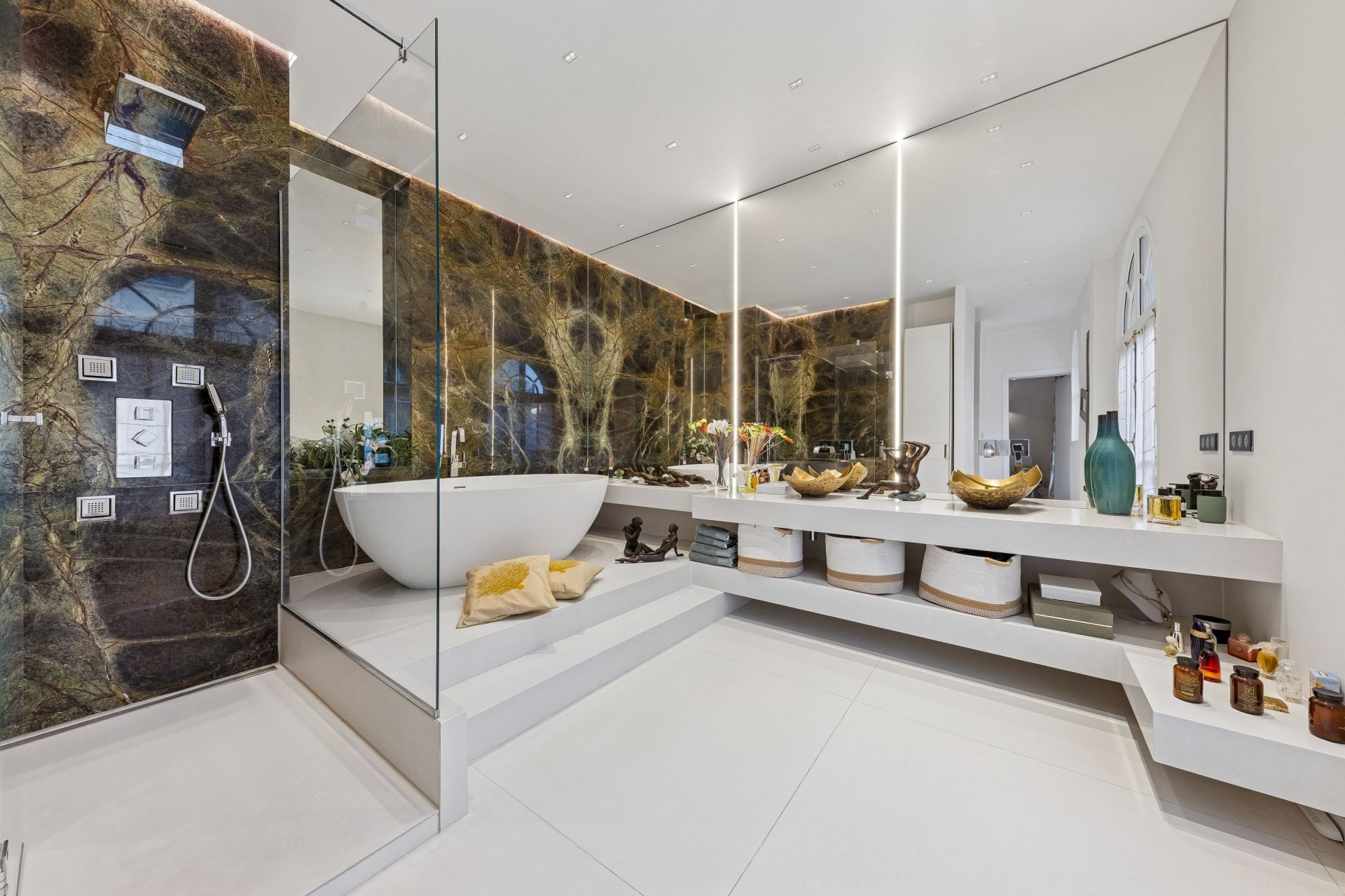 appartement de luxe 7 Pièces en vente sur PARIS (75116)