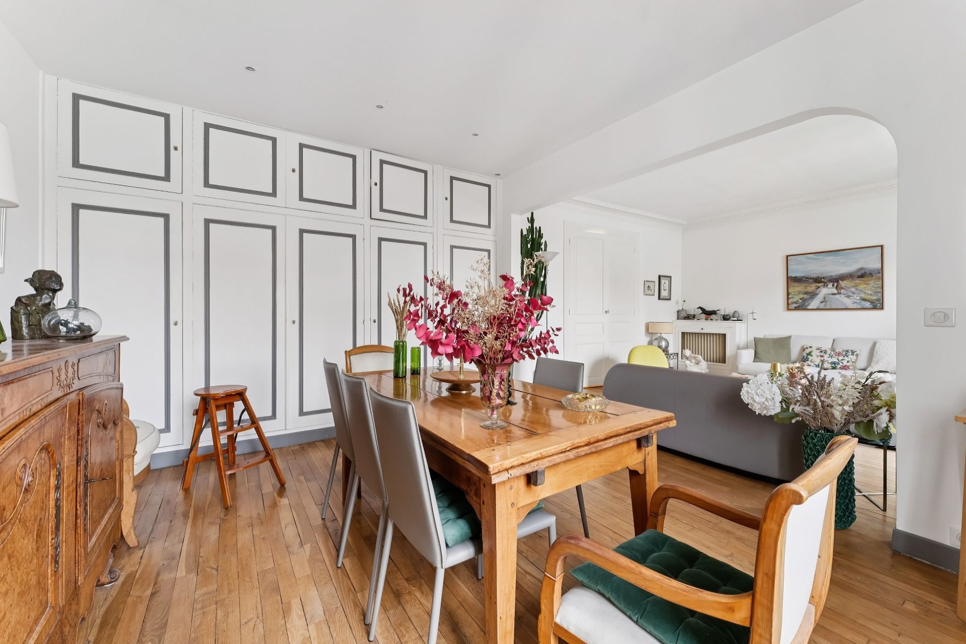 luxury apartment 6 Rooms for sale on NEUILLY SUR SEINE (92200)