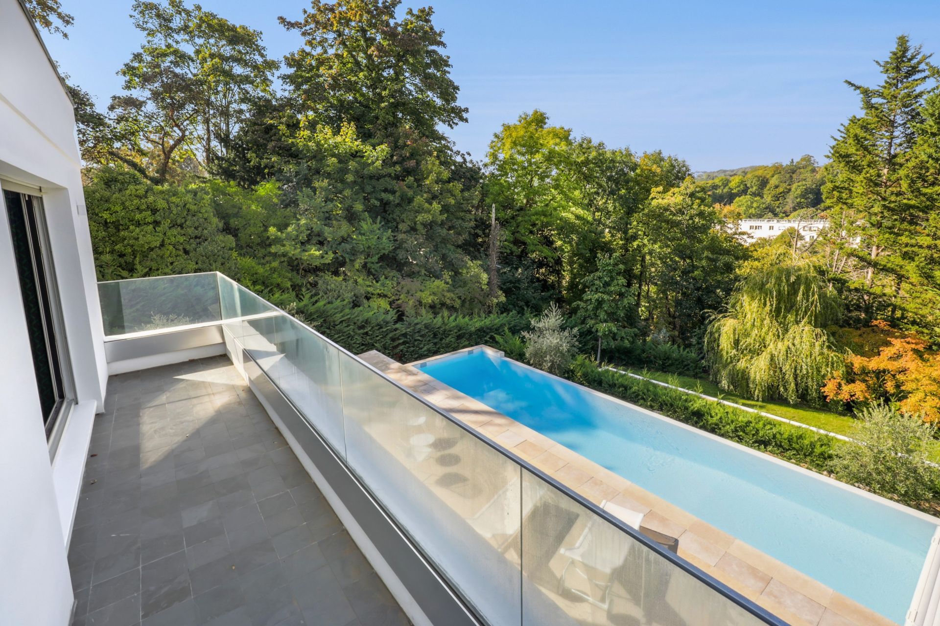 luxury house 6 Rooms for sale on BOUGIVAL (78380)