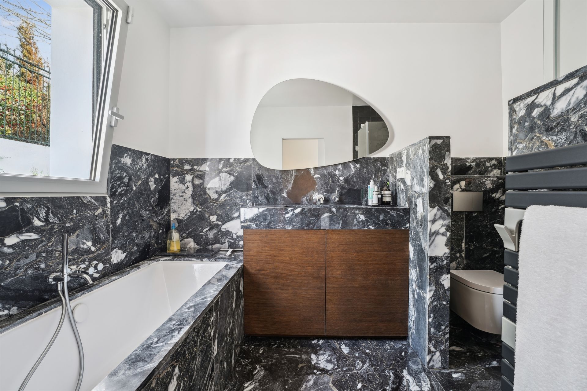 maison de luxe 6 Pièces en vente sur BOUGIVAL (78380)