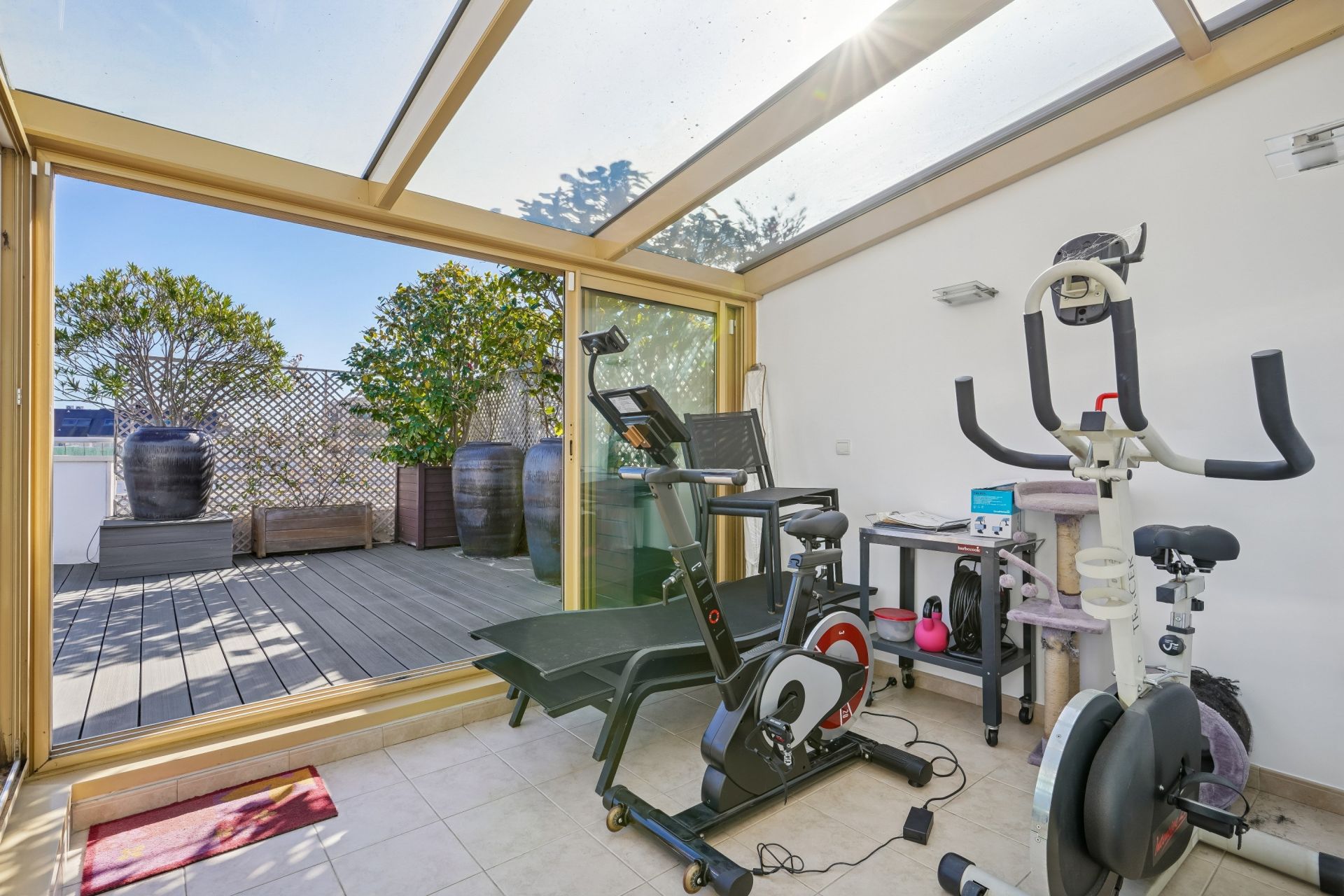 luxury apartment 5 Rooms for sale on NEUILLY SUR SEINE (92200)