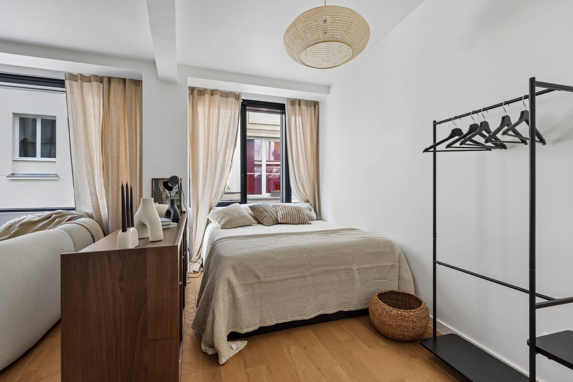 luxury apartment 1 room for sale on PARIS (75004)