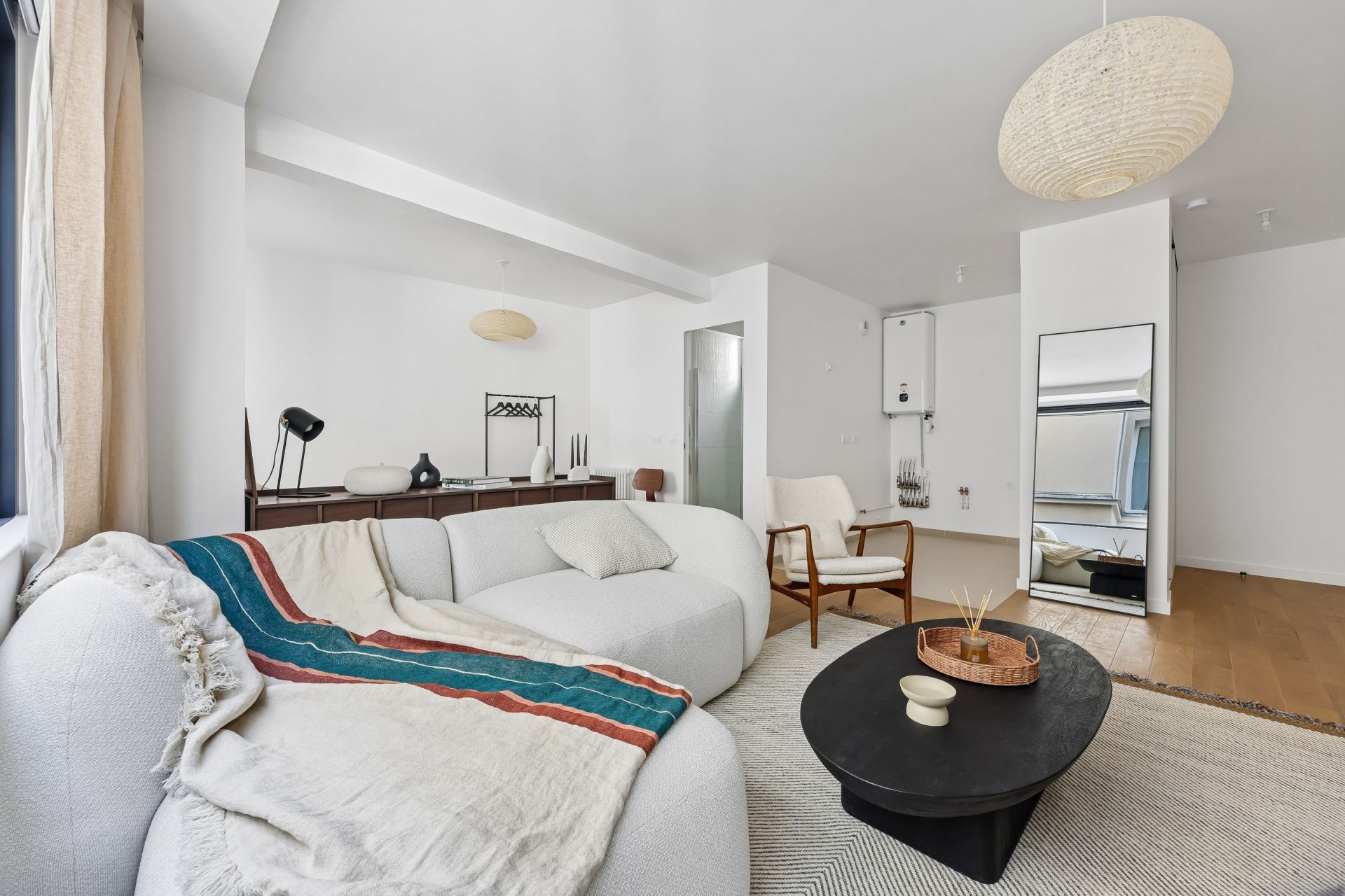 luxury apartment 1 room for sale on PARIS (75004)