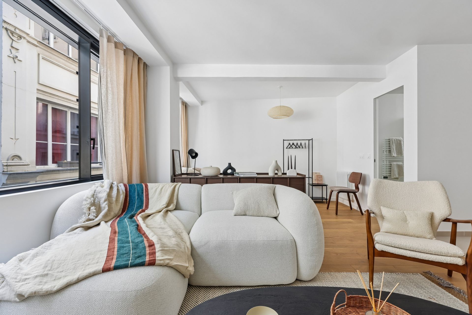 luxury apartment 1 room for sale on PARIS (75004)