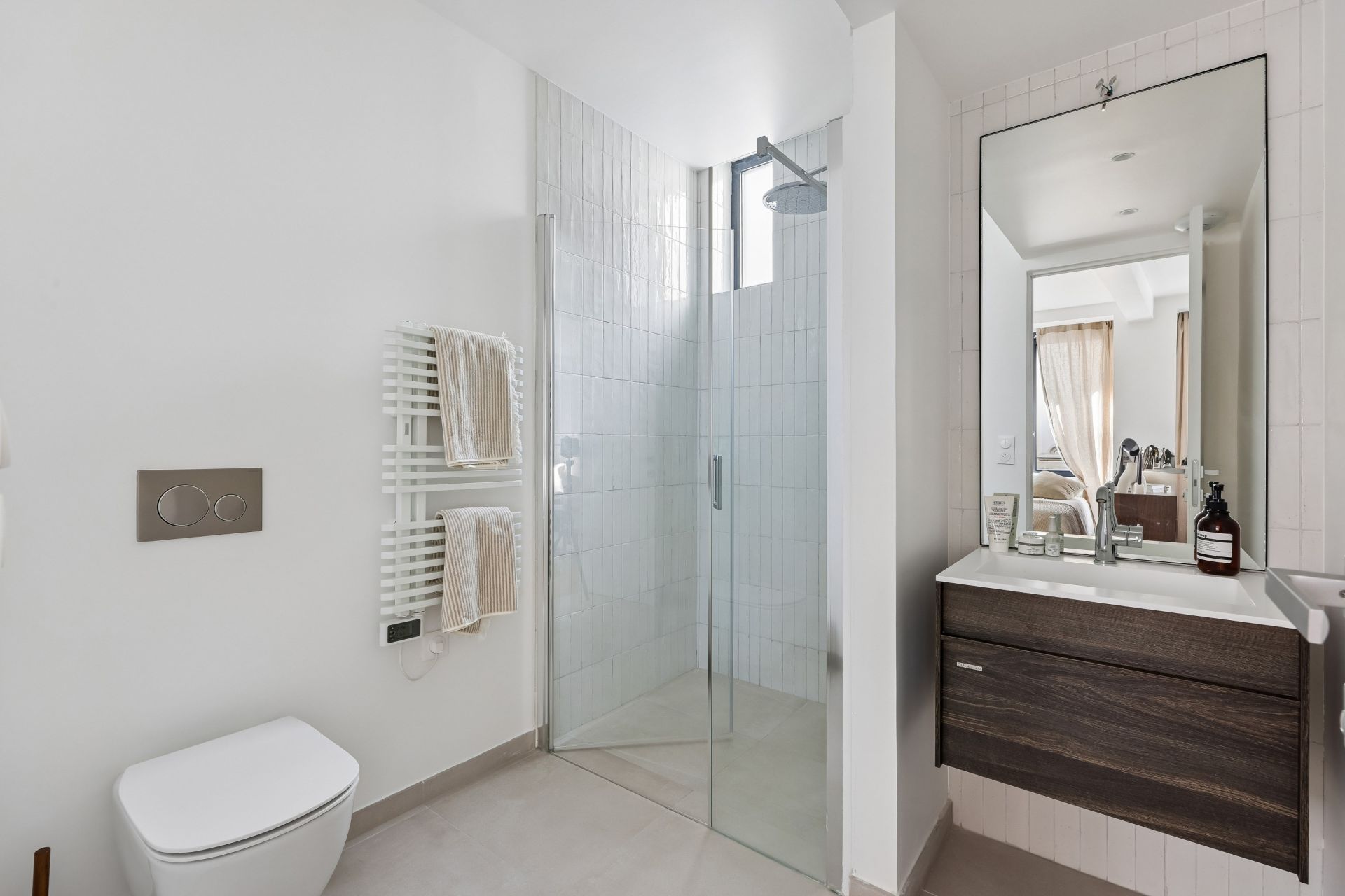 luxury apartment 1 room for sale on PARIS (75004)