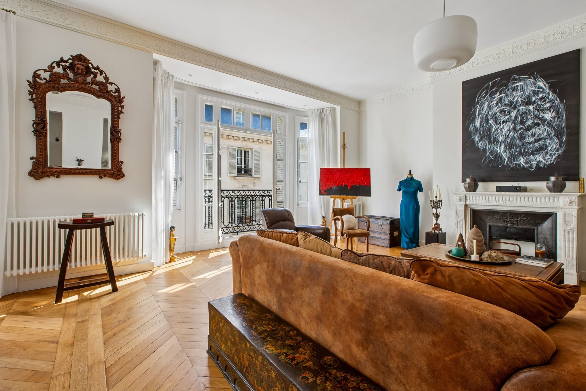 luxury apartment 4 Rooms for sale on PARIS (75116)