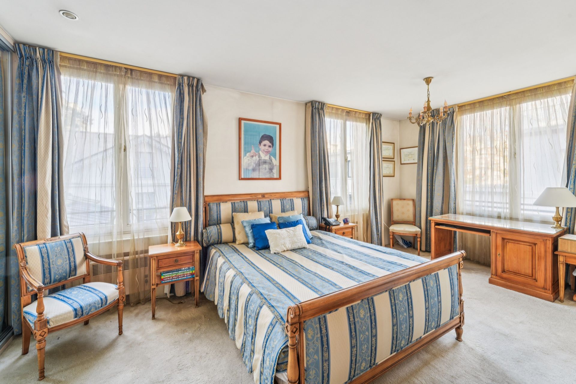 luxury house 10 Rooms for sale on NEUILLY SUR SEINE (92200)