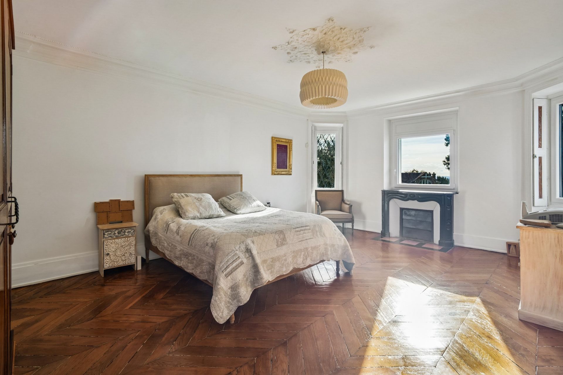 luxury house 11 Rooms for sale on MONTMORENCY (95160)