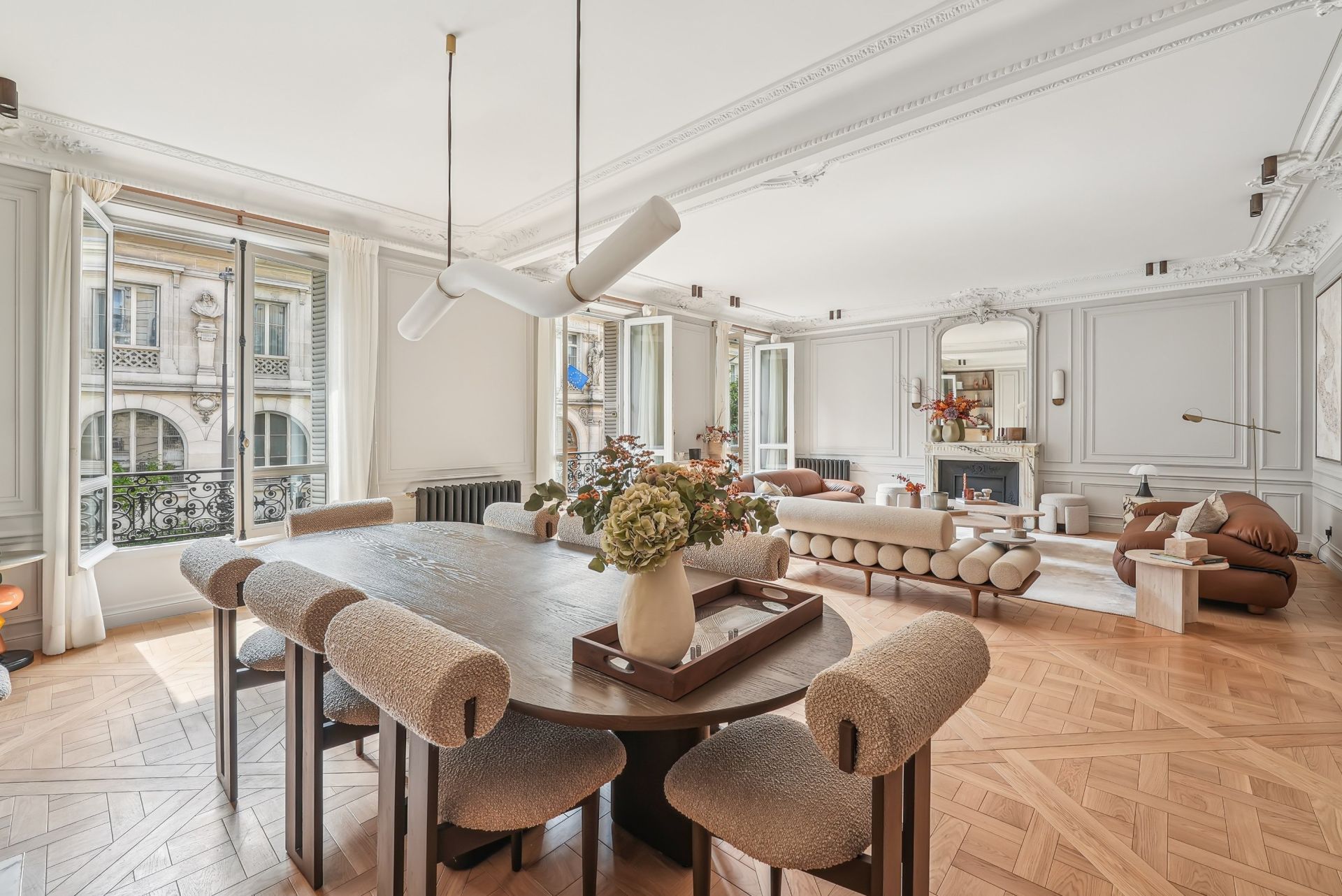 luxury apartment 6 Rooms for sale on PARIS (75016)