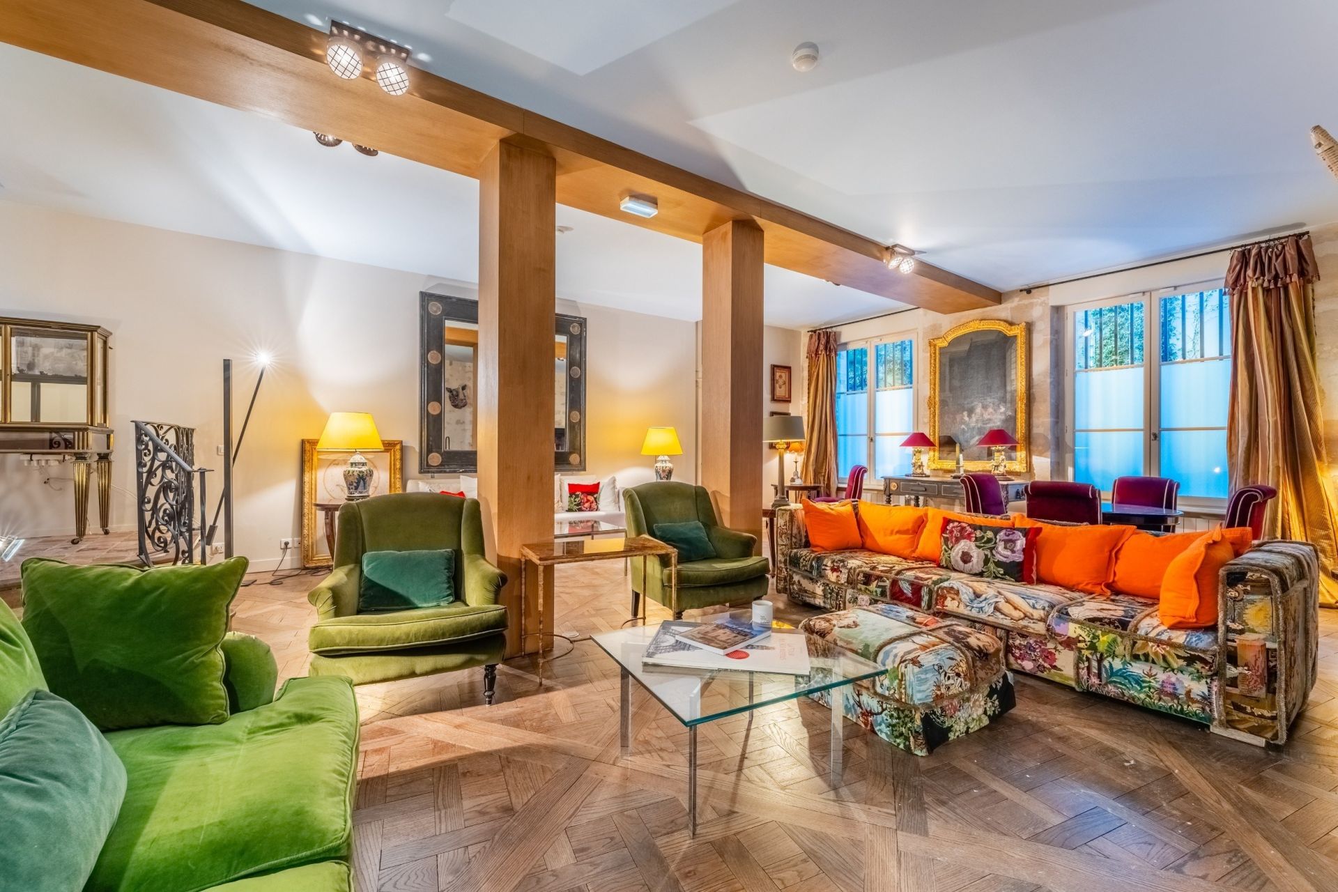 maison bourgeoise 15 Pièces en vente sur PARIS (75004)