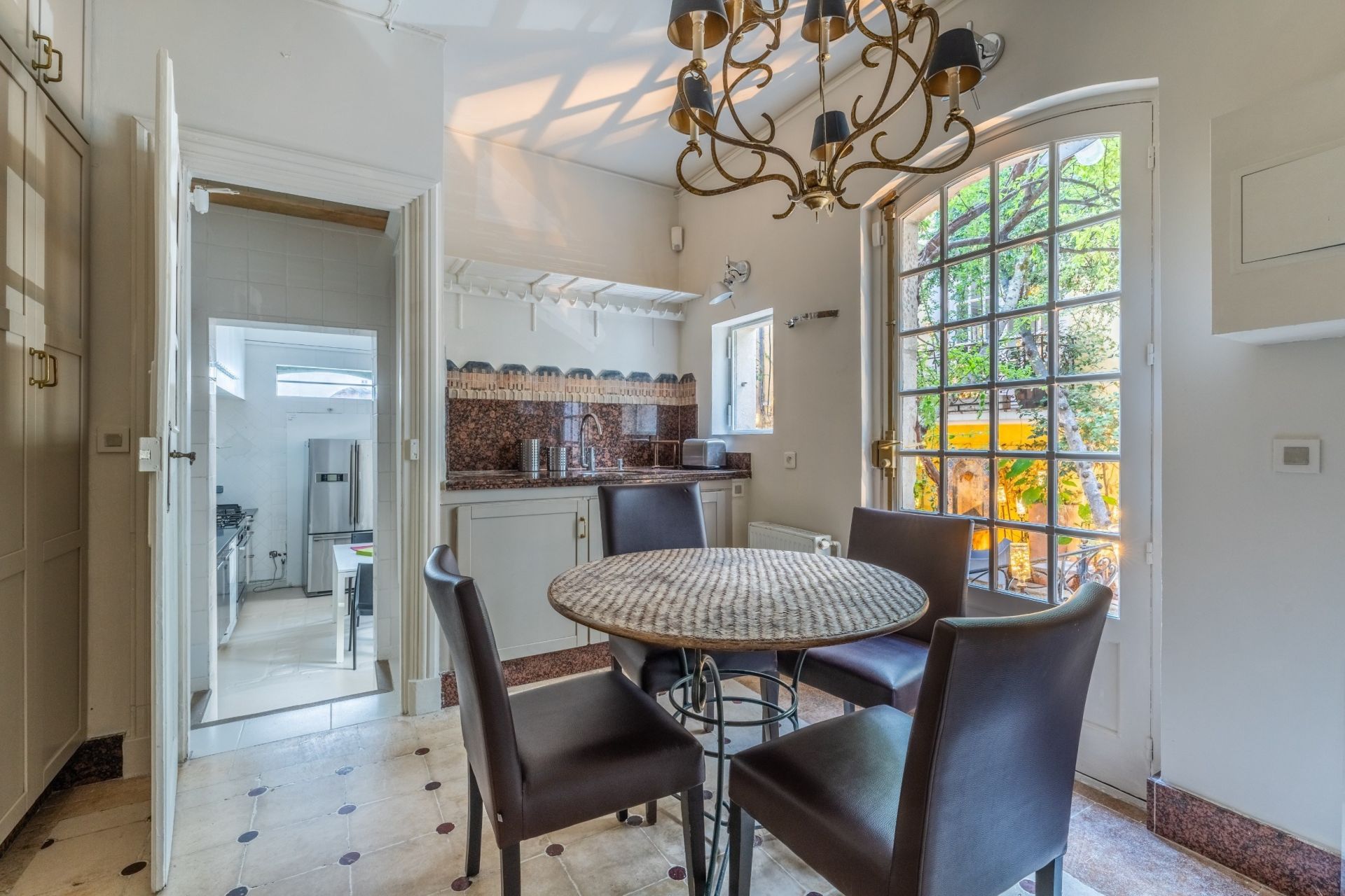 maison bourgeoise 15 Pièces en vente sur PARIS (75004)