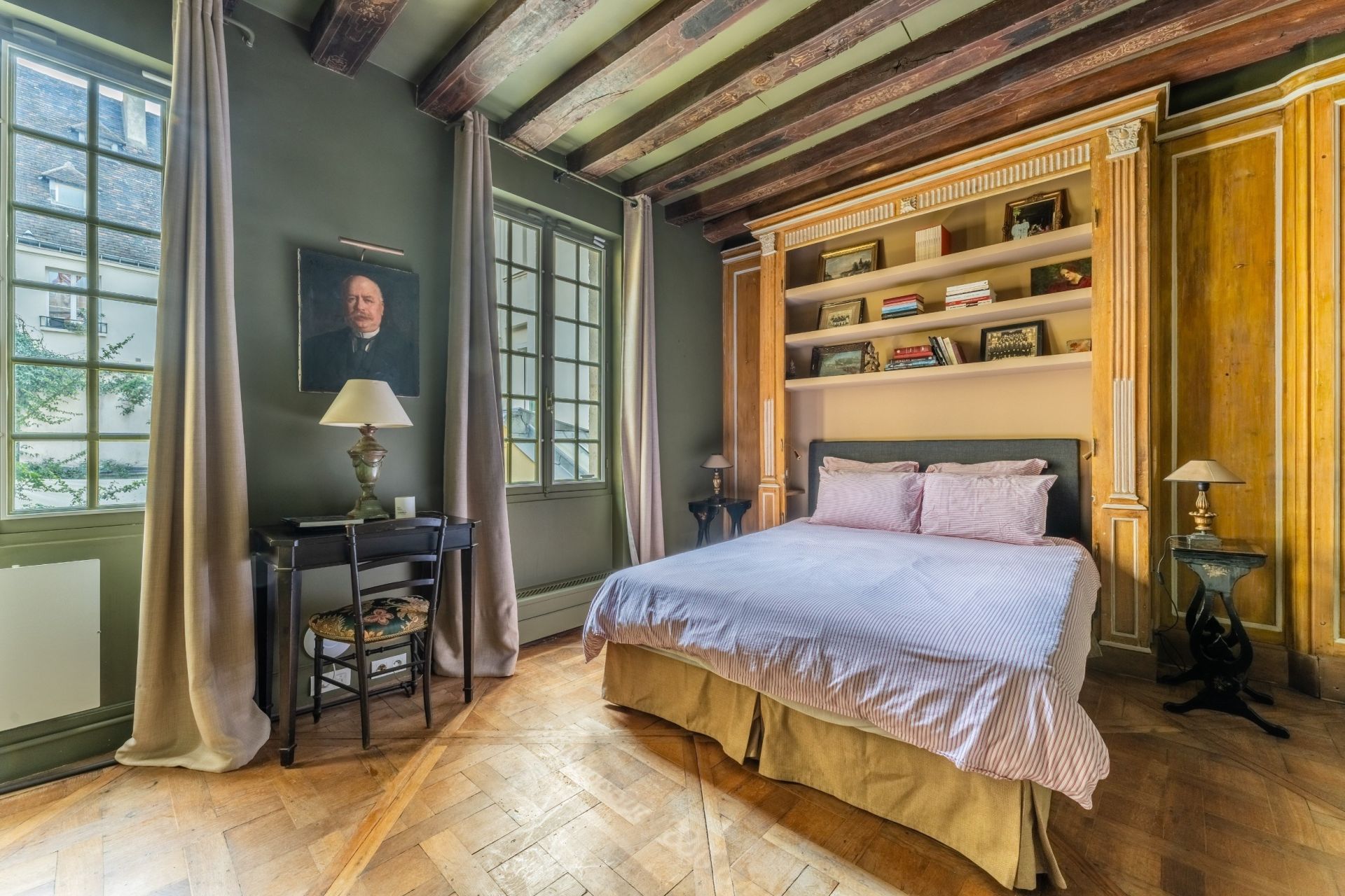 maison bourgeoise 15 Pièces en vente sur PARIS (75004)
