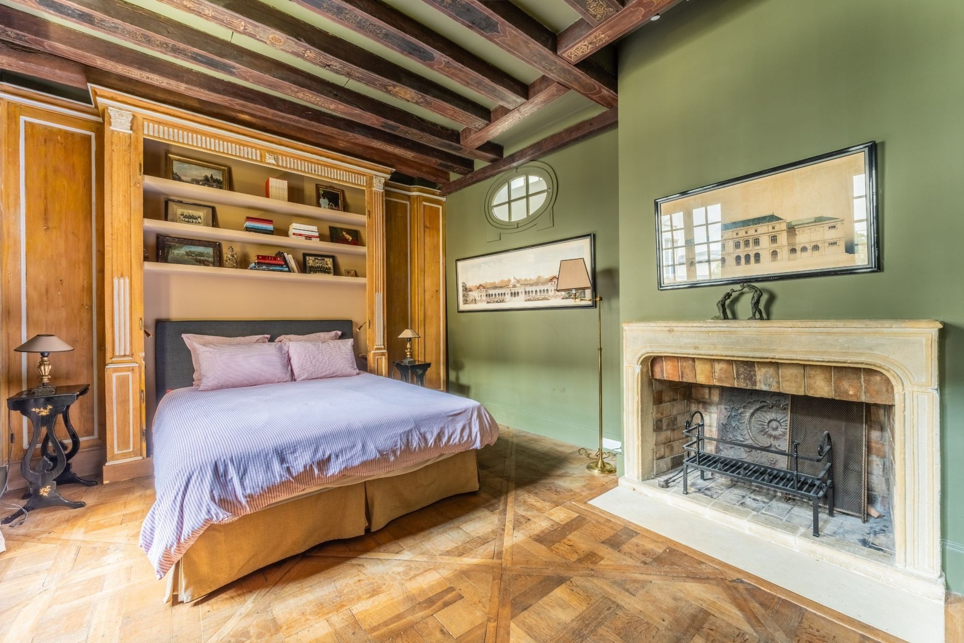 maison bourgeoise 15 Pièces en vente sur PARIS (75004)