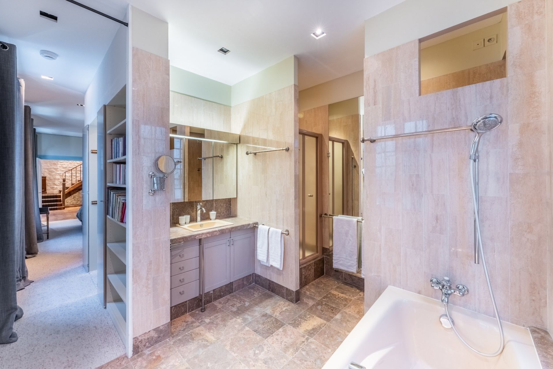 maison bourgeoise 15 Pièces en vente sur PARIS (75004)