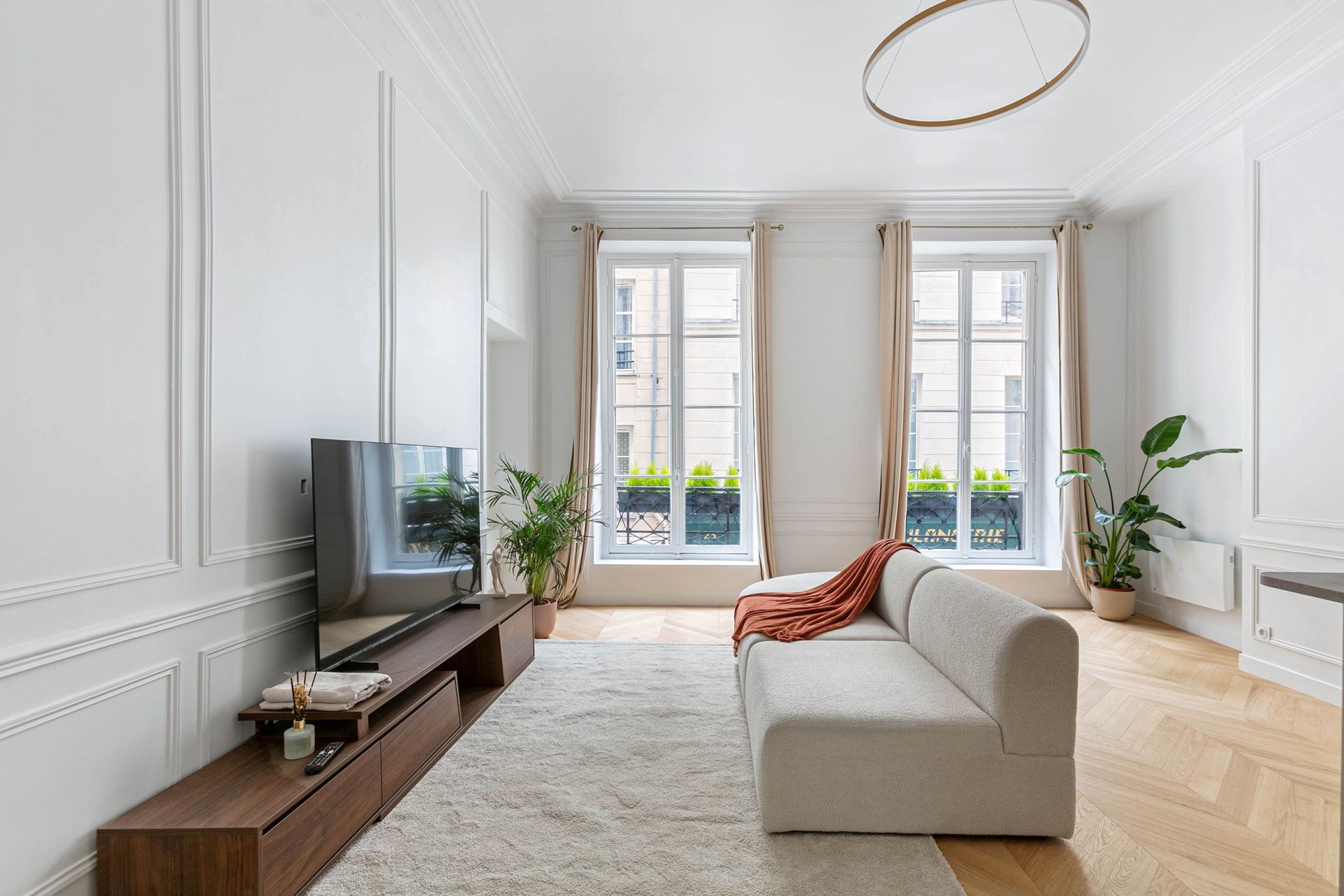 luxury apartment 2 Rooms for sale on PARIS (75003)