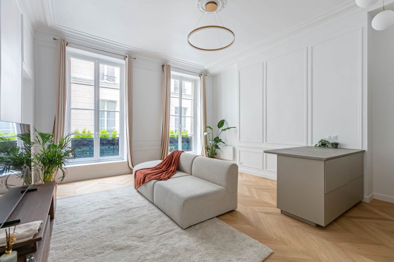 luxury apartment 2 Rooms for sale on PARIS (75003)