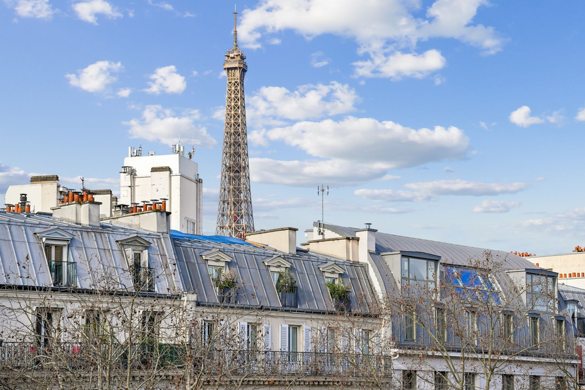luxury apartment 3 Rooms for sale on PARIS (75007)