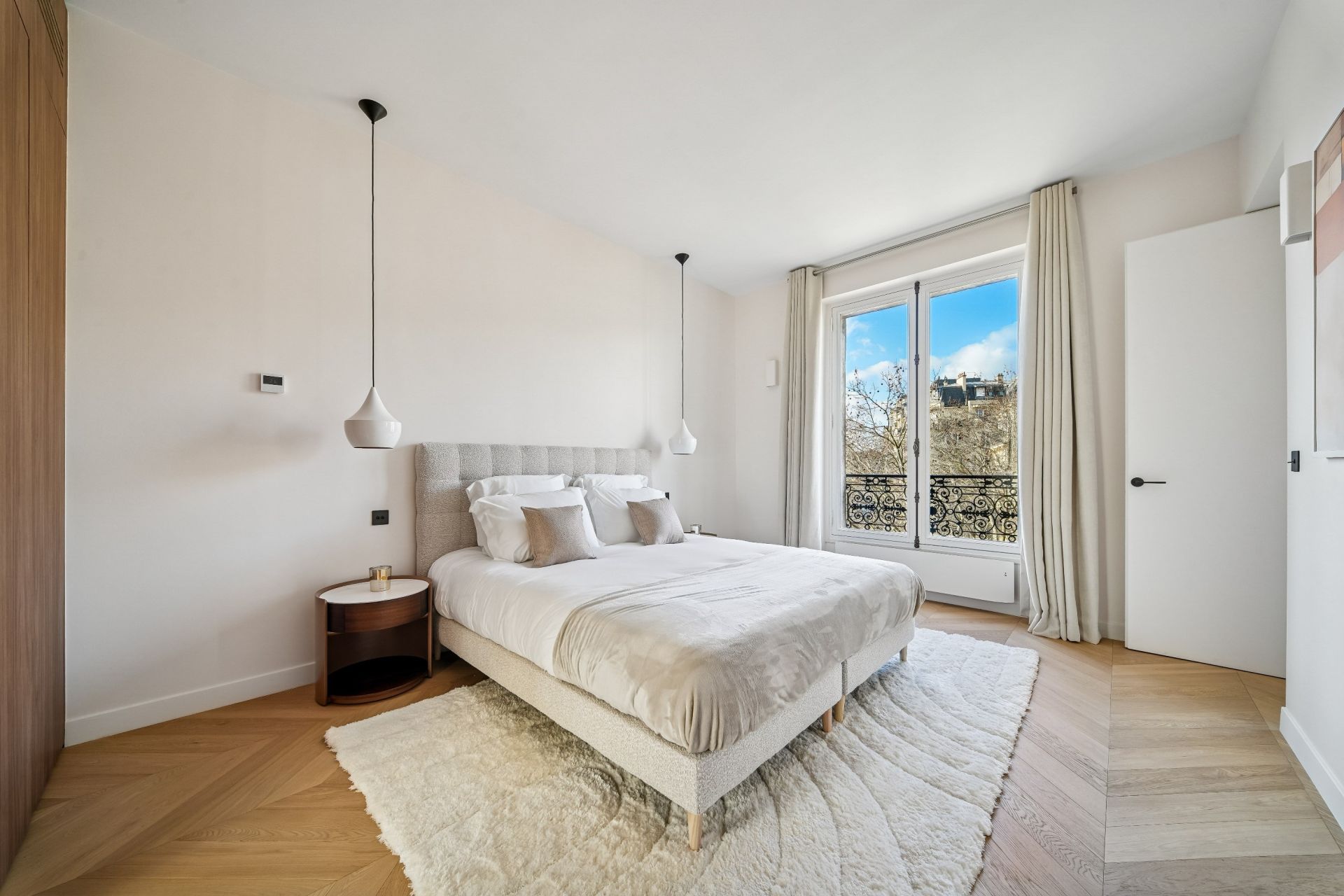 luxury apartment 3 Rooms for sale on PARIS (75007)