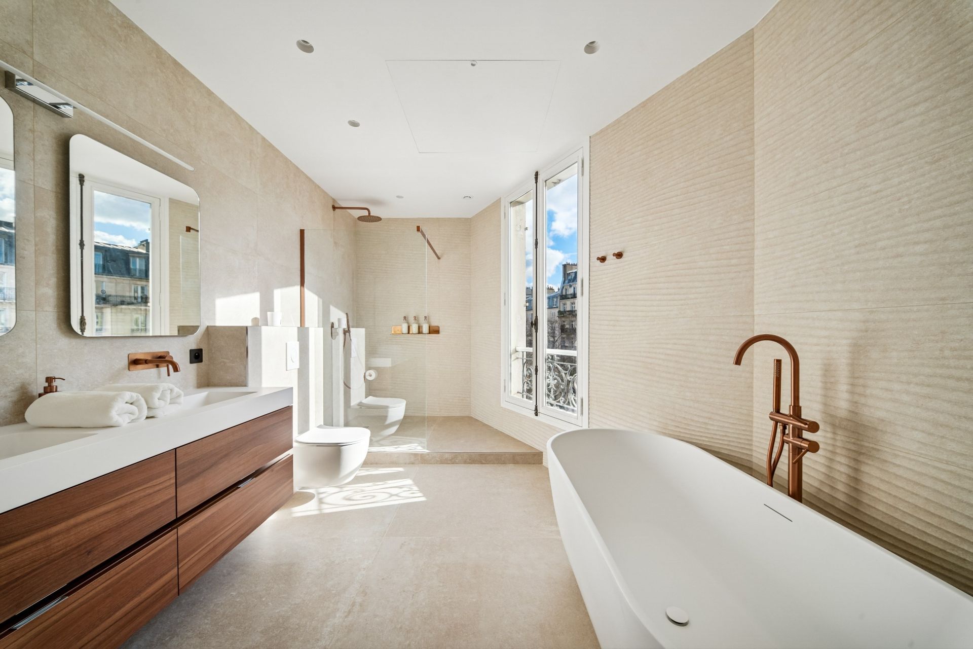 luxury apartment 3 Rooms for sale on PARIS (75007)