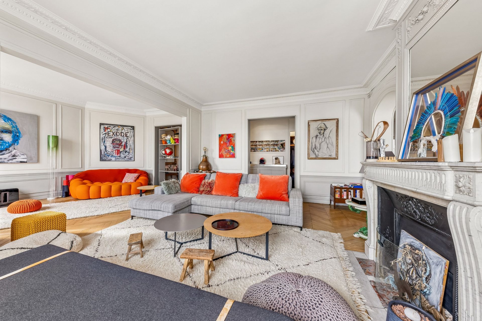 luxury apartment 8 Rooms for sale on PARIS (75016)