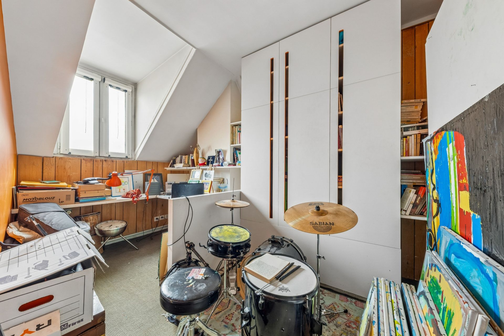 luxury apartment 8 Rooms for sale on PARIS (75016)