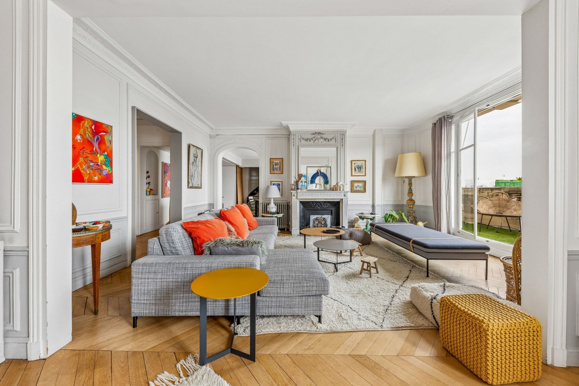luxury apartment 8 Rooms for sale on PARIS (75016)