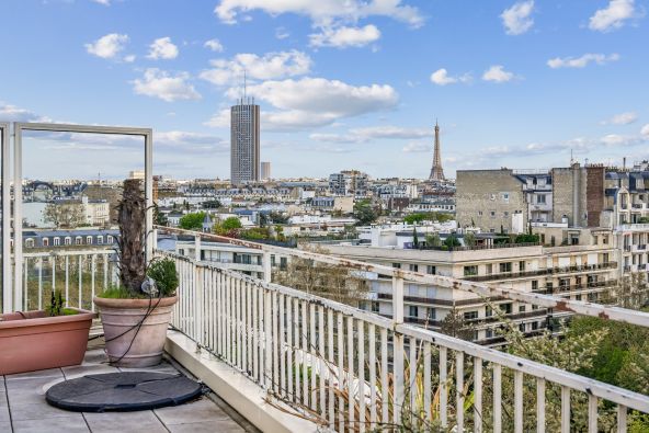 Sale Luxury apartment Neuilly-sur-Seine 4&nbsp;Rooms 100.21&nbsp;m²