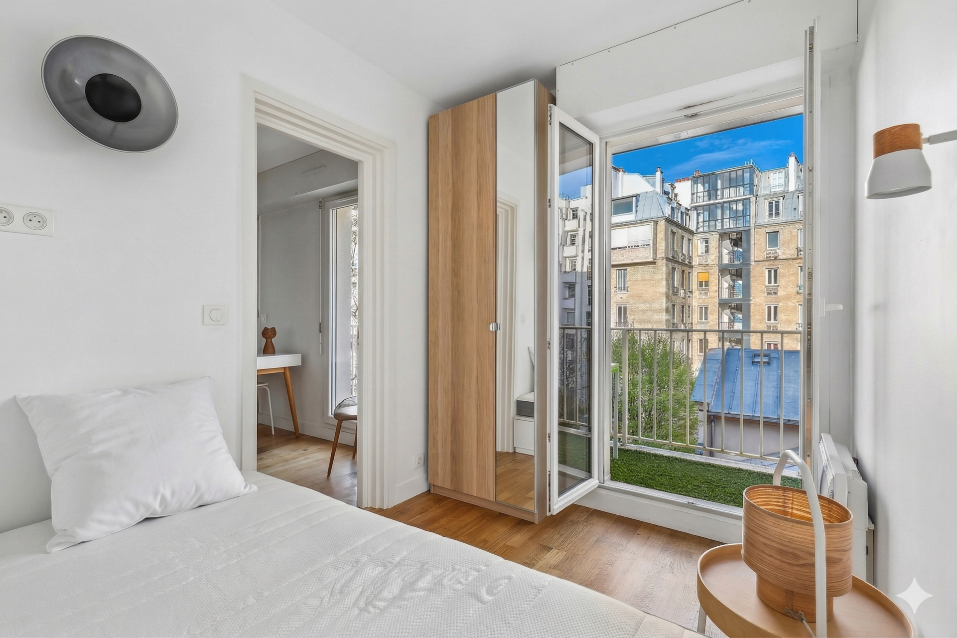 luxury apartment 2 Rooms for sale on PARIS (75005)