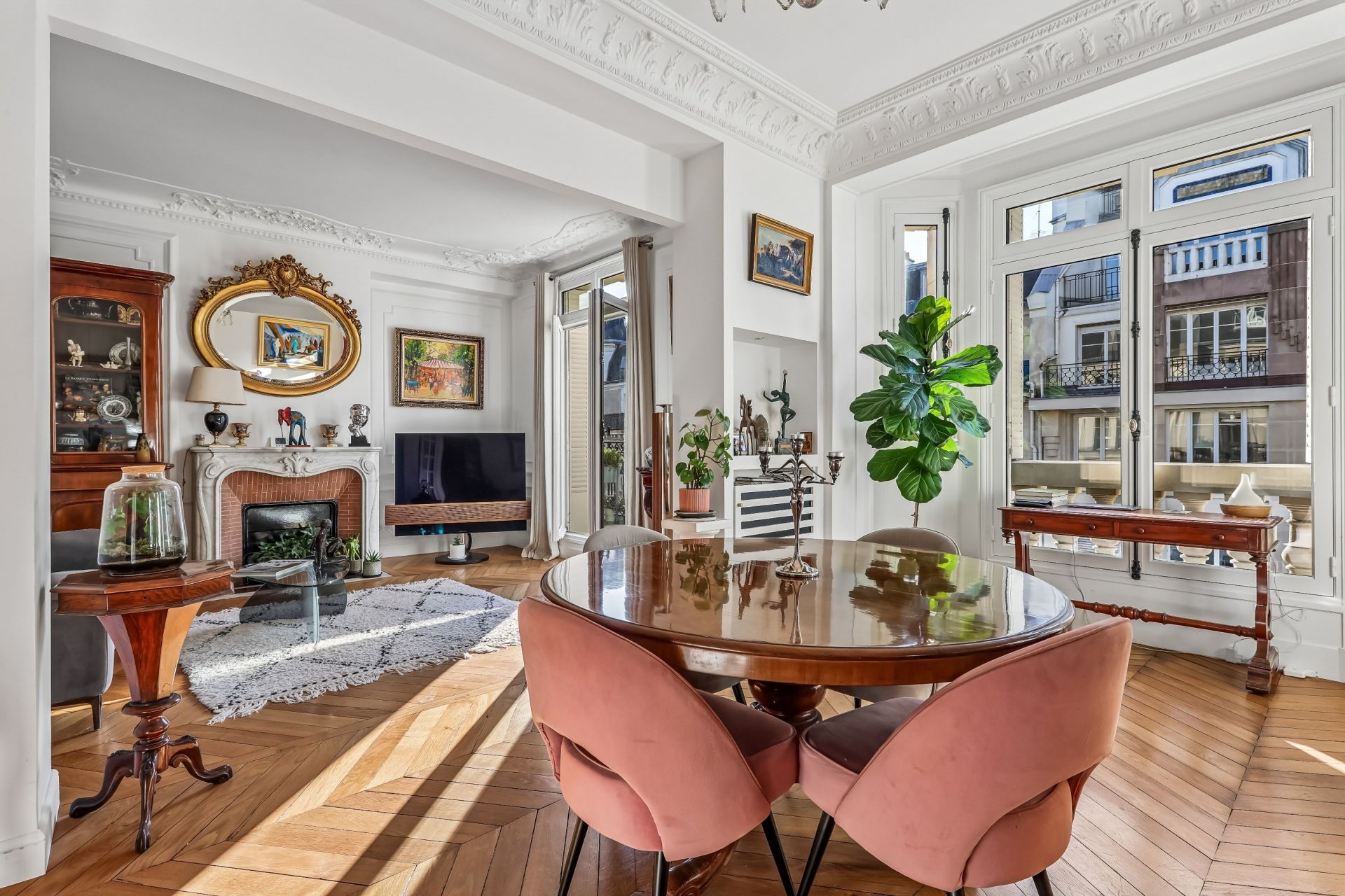 luxury apartment 4 Rooms for sale on PARIS (75003)