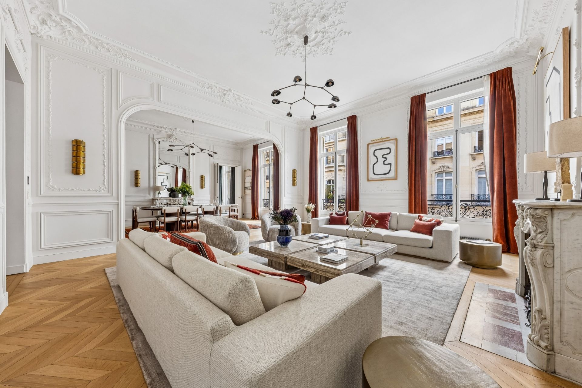luxury apartment 5 Rooms for sale on PARIS (75008)