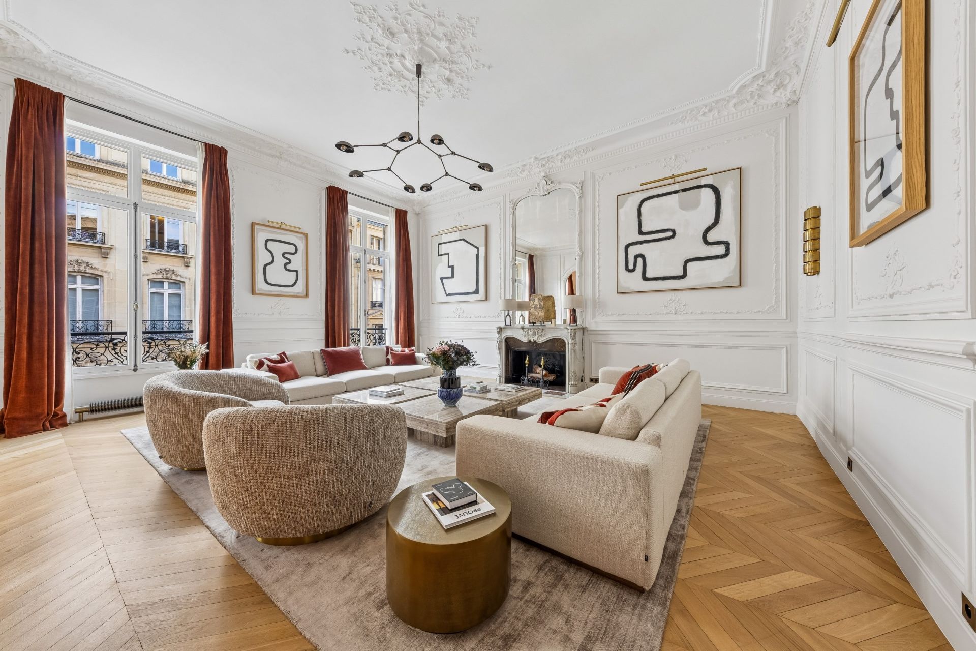 luxury apartment 5 Rooms for sale on PARIS (75008)