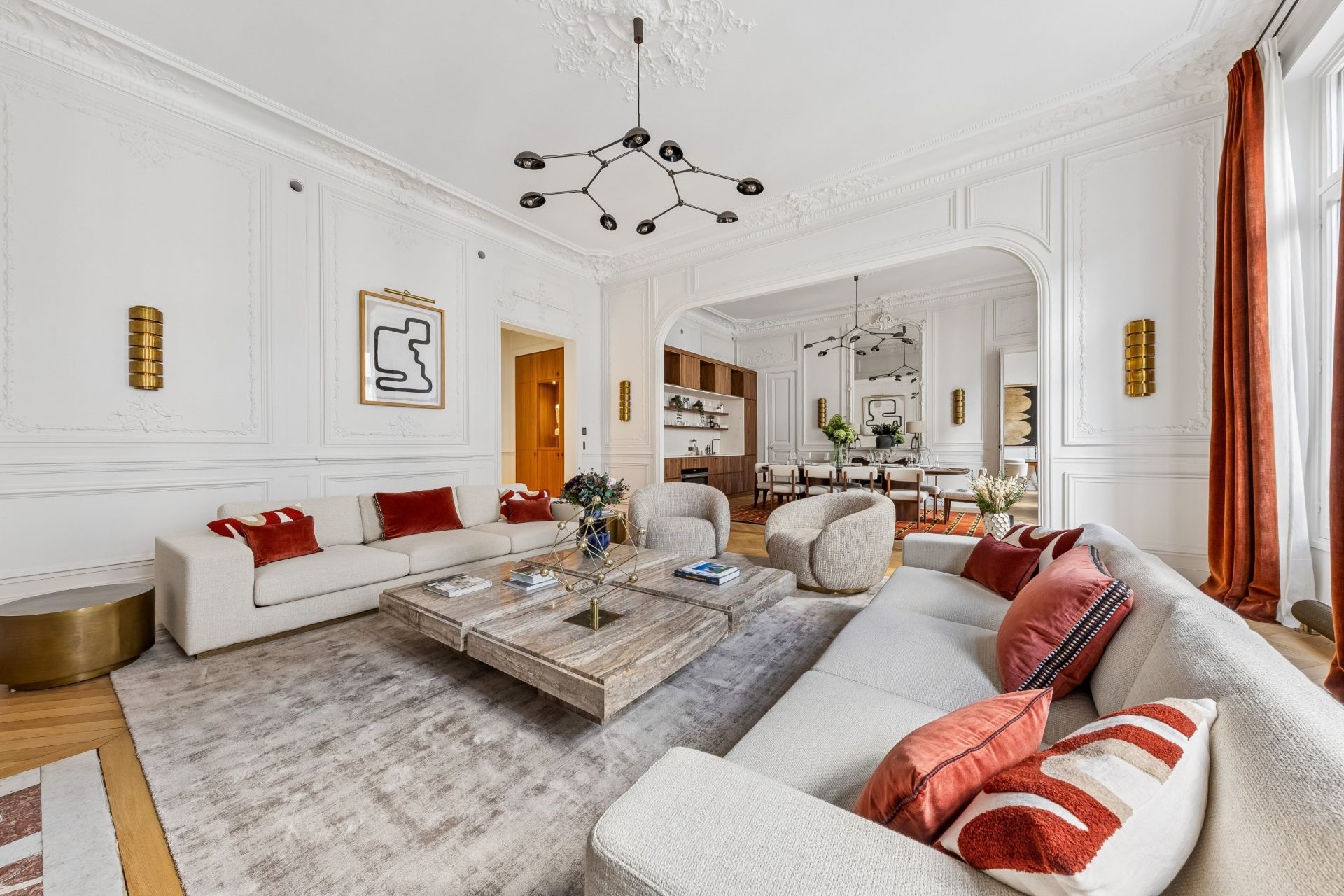 luxury apartment 5 Rooms for sale on PARIS (75008)