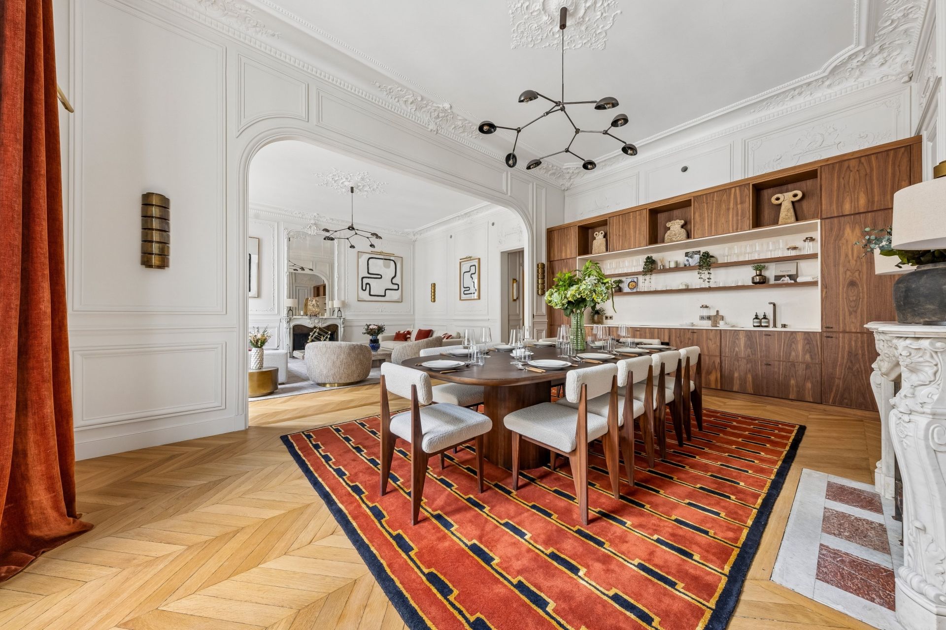 luxury apartment 5 Rooms for sale on PARIS (75008)