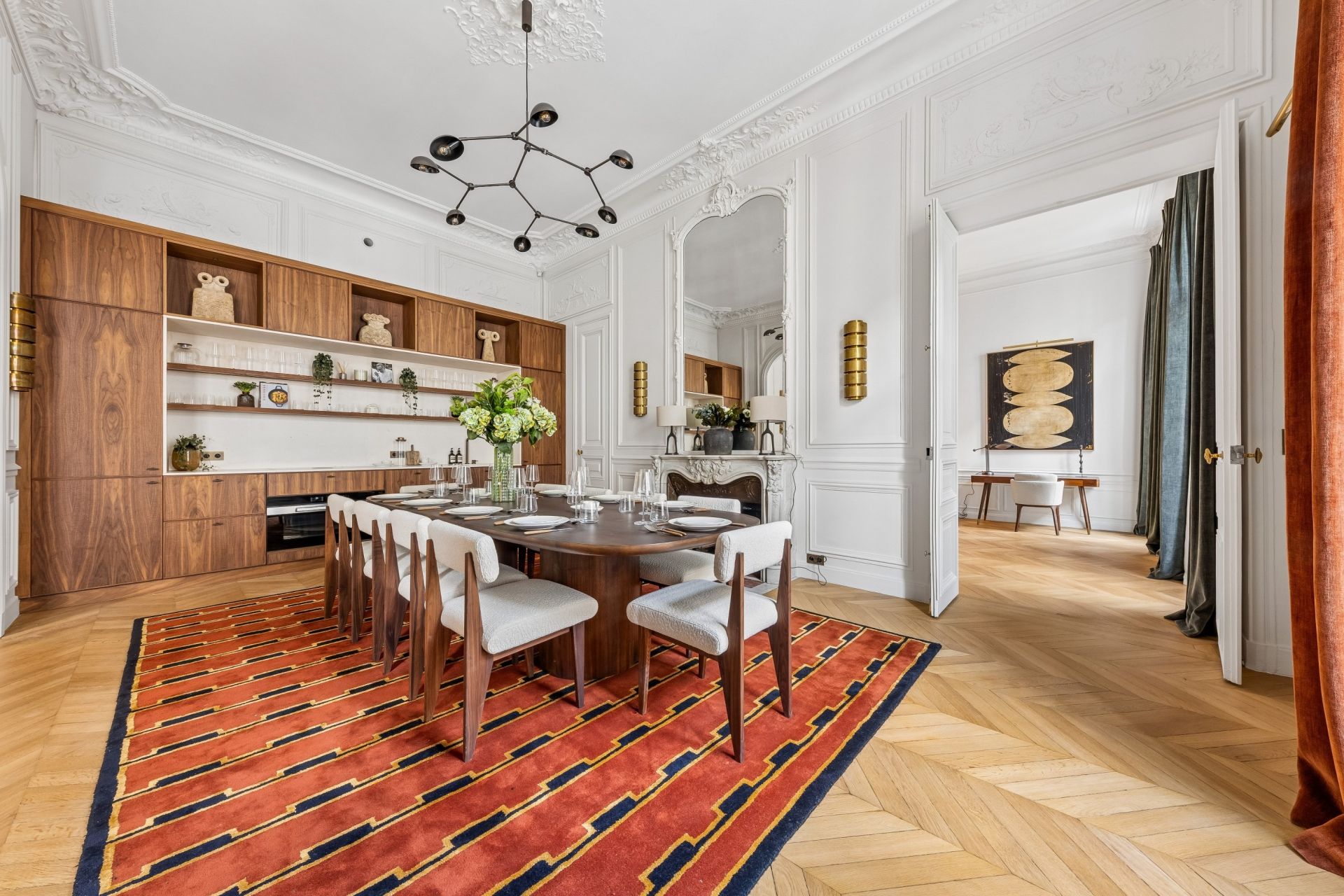 luxury apartment 5 Rooms for sale on PARIS (75008)