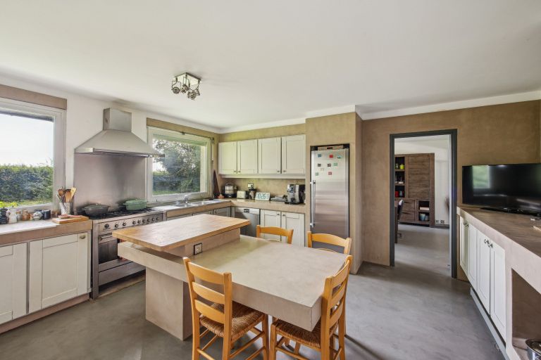 Vente Maison d'architecte Chevreuse 10 Pièces 580 m² — 24