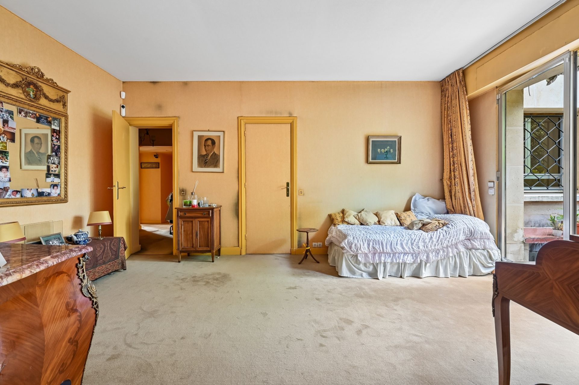 luxury apartment 5 Rooms for sale on NEUILLY SUR SEINE (92200)