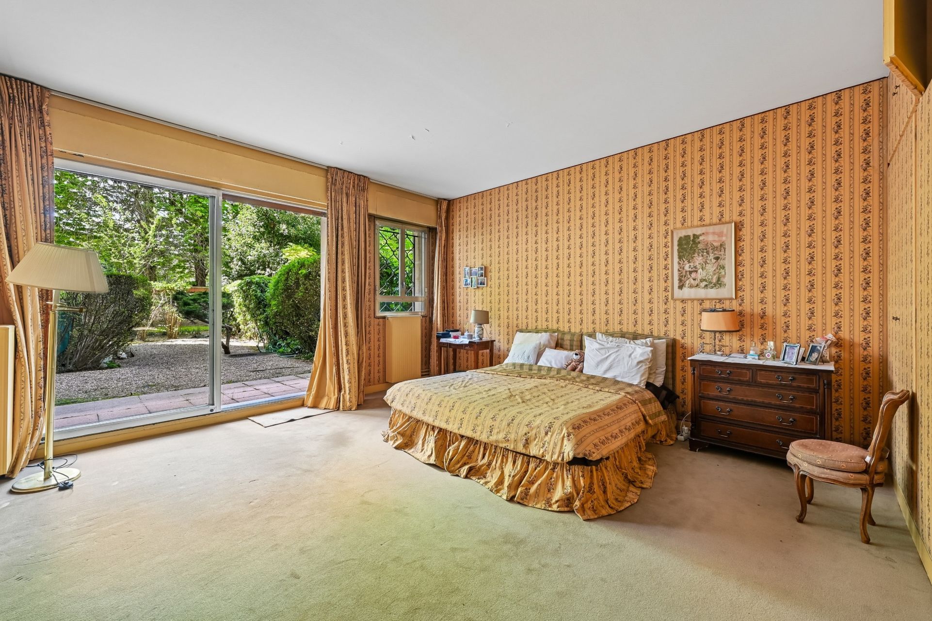 luxury apartment 5 Rooms for sale on NEUILLY SUR SEINE (92200)